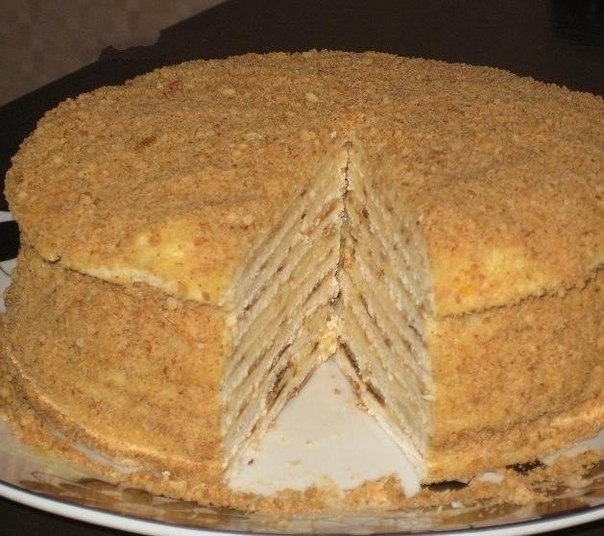 Торт "Hа скорую руку". Ингредиенты Сахар (1 ст. - тесто, 1 ст. - крем) — 2 стак. Мука (2,5 ...