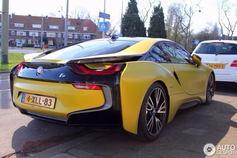 i8 - 2