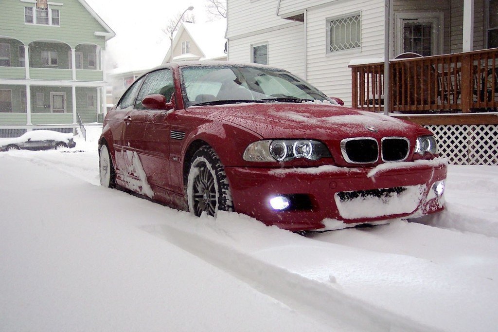 BMW m5 зима