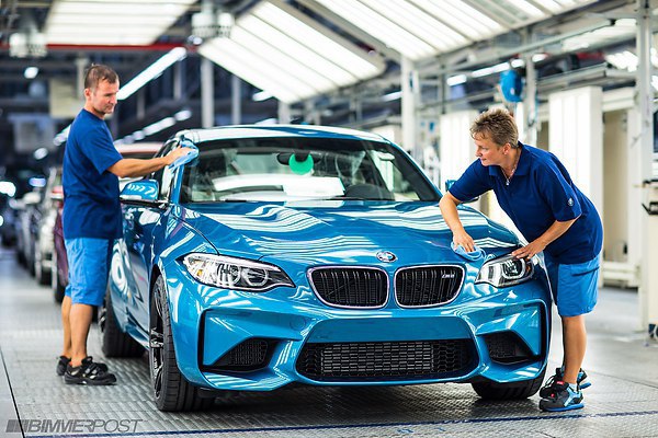 Стали известны официальные цены на BMW M2 Купе в России: новинка поступит на наш рынок в апреле 2016 ...