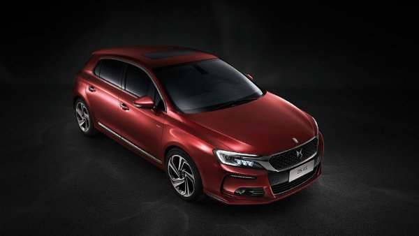 ����������� ������� DS 4S.http://mir-auto24.ru/premialnyj-sitroen-ds-4s/