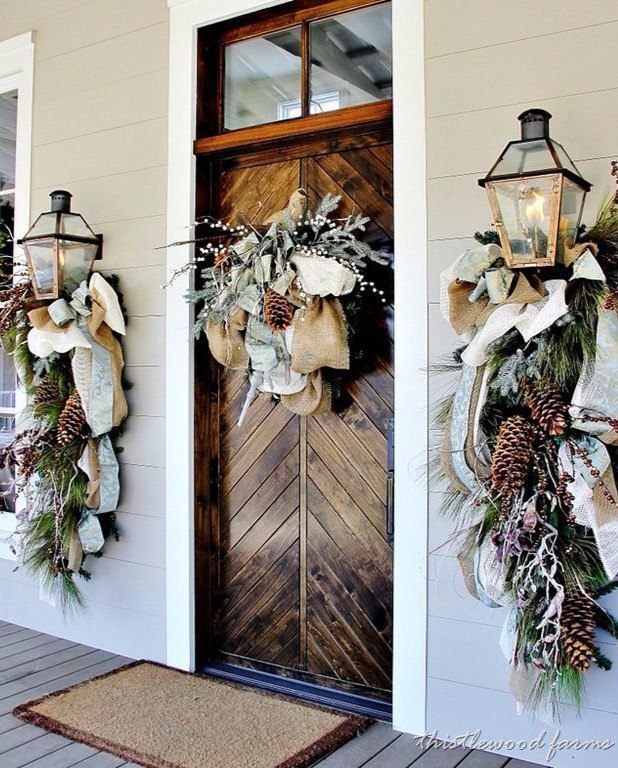 Beautiful Christmas Door. - 2