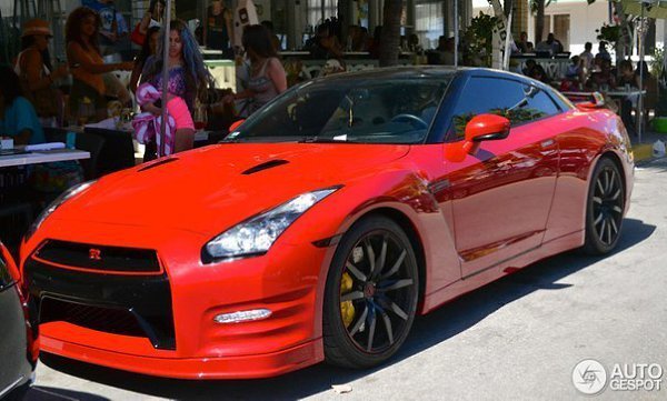 Nissan GT-R by MC Customs.