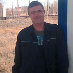 Иван, 39, Кантемировка