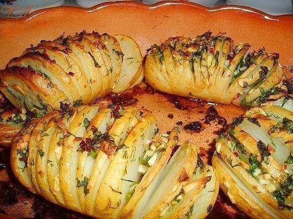 10 вкусных рецептов из картофеля.1). Картофель ДофинэИнгредиенты: 9 шт. картофеля, средних, ... - 5