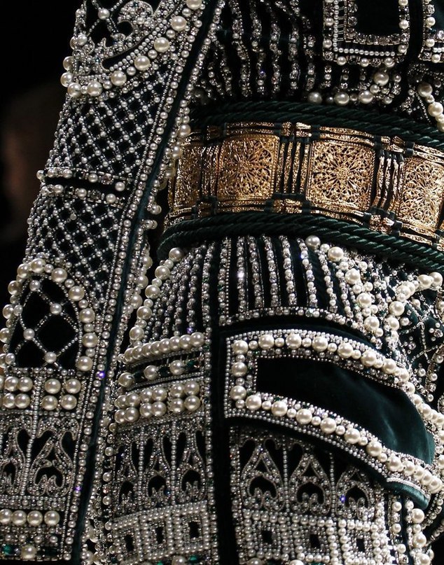 Balmain Details. - 2