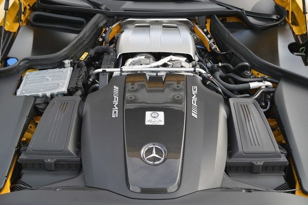 Mercedes-AMG GT - 8