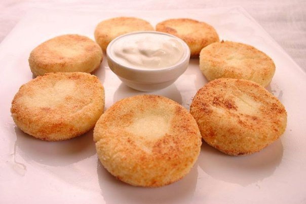 Сырники с черносливом и курагой без жарки.на 100грамм - 189.52 ккал, Б/Ж/У - ...