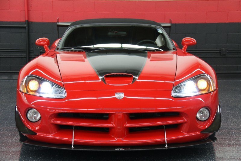 2003 Dodge Viper - 10