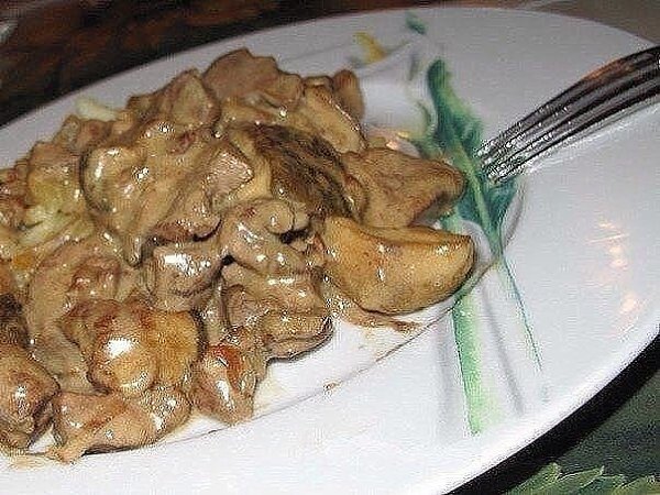 10 ВКУСНЕЙШИХ РЕЦЕПТОВ ИЗ ПЕЧЕНИ. 1Печень, тушенная в сметане. печень говяжья ок. 500 г 1 луковица 1 ... - 3