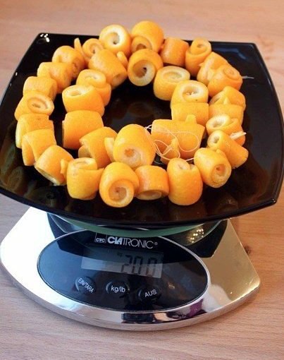    .:-  3 -  400 -  300 - ... - 3