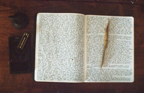 Украшайте свою речь умными словами.Прагматичный – практичный (приземленный)Эпатировать – поражать ...