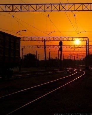 Люблю поезда, есть в них свое, неповторимое. Успокаивающий стук колес, проплывающие мимо просторы и ... - 4
