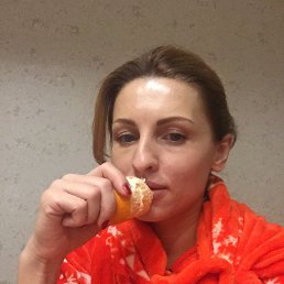 Olga, 43, ,  