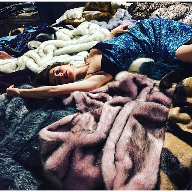 Доброе утро! пока зима подкрадывалась к нам мягкой поступью, мы с @onlymestore со всем ...