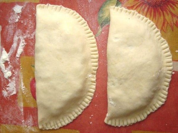 Чебуреки домашние.Это самый простой и вкусный рецепт чебуреков, который я когда-либо пробовала!Вам ... - 4