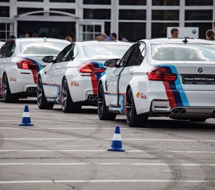  | BMW - 11  2016  10:18 - 3