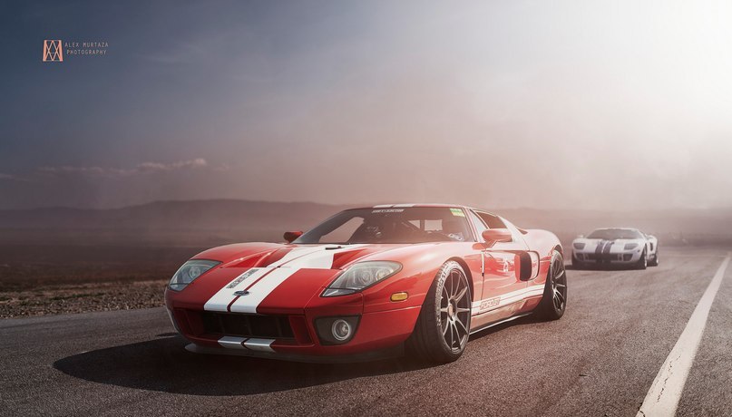 Ford GT.