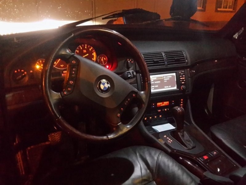 -24   BMW E39 - 4