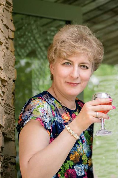 Женщины тольятти 45. Женщины тольятти 45. Незамужние женщины из тольятти. Женщины за 50 тольятти. Тольятти женщины фото.