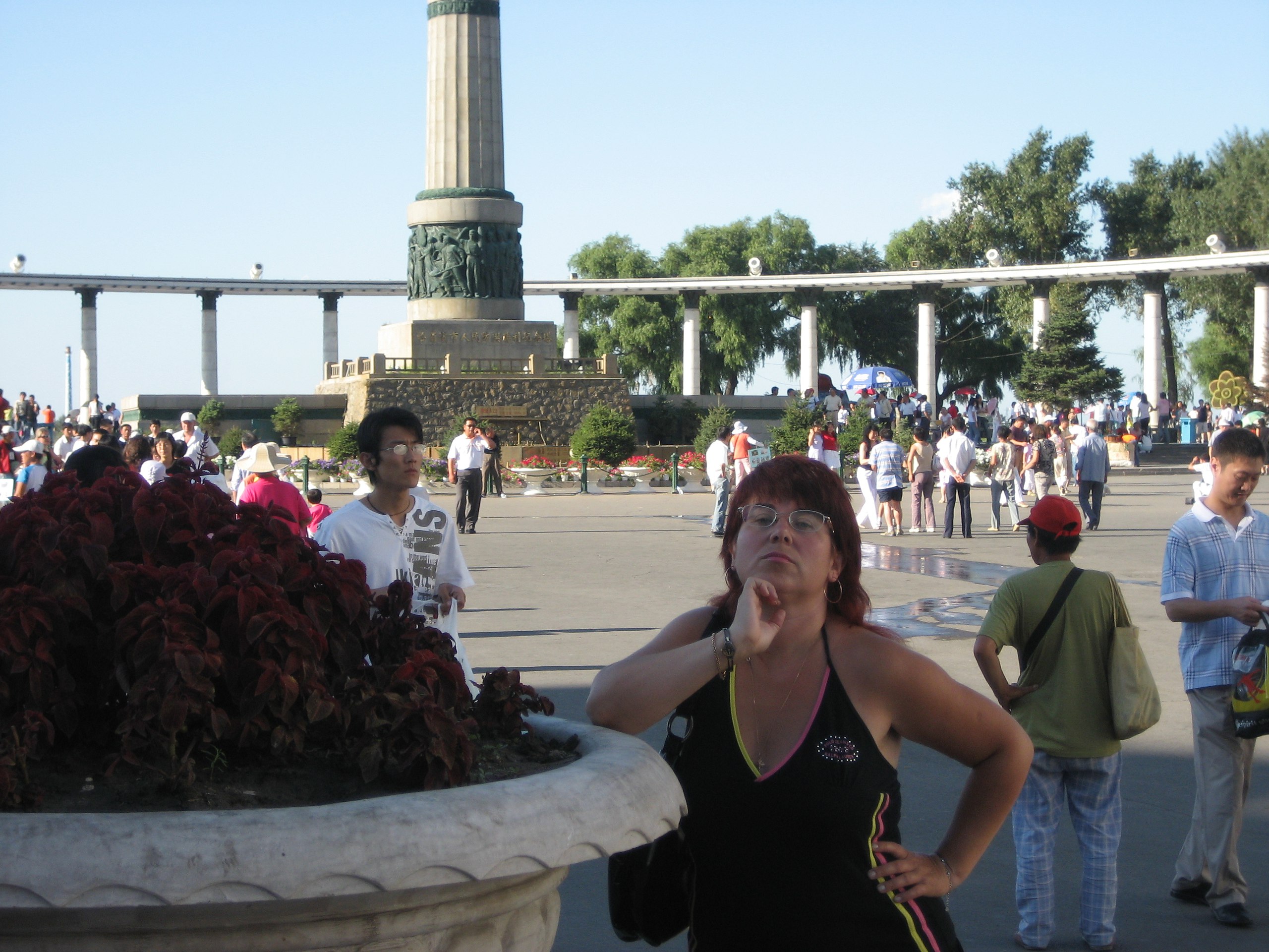          2006 . - 2