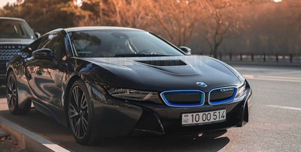 BMW i8