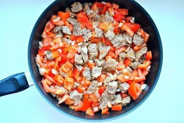 Вкуснейший лагман.Лагман - популярное среднеазиатское национальное блюдо, а если точнее, то просто ... - 4