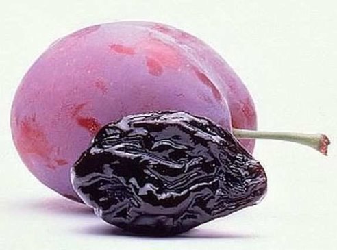 10 причин полюбить чернослив.Высушенные плоды сливы содержат гораздо больше полезных веществ, чем ...