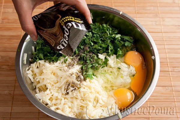 Котлеты из кабачков. Рецепт кабачковых котлет очень простой. Котлеты получаются сочные, свежие и ... - 7