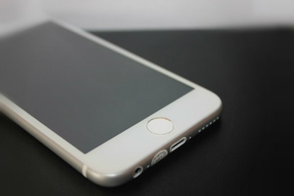 После выхода iPhone 6S сразу захотел его приобрести, но, к сожалению, не позволяли финансы :(. А ... - 3