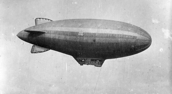 9 апреля 1931 года - первый полет дирижабля "СССР В-1" CCCР В-1 - небольшой дирижабль ... - 2