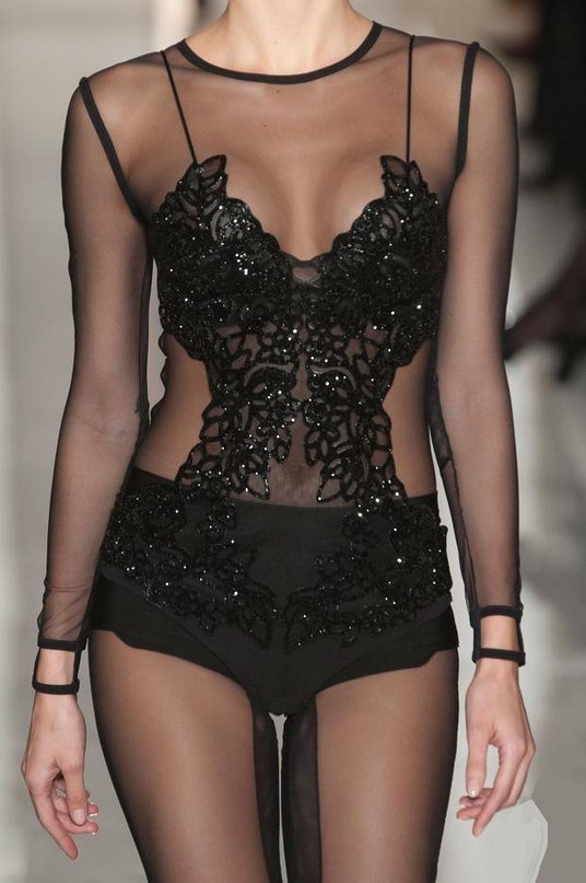     La Perla Haute Couture. - 6