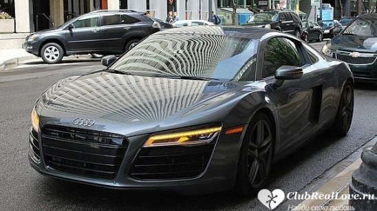 Audi R8