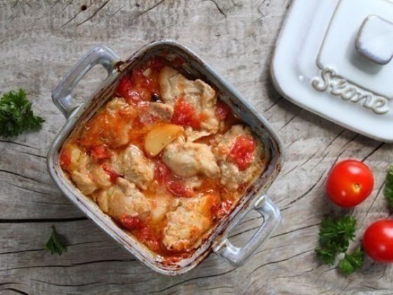 Курица, запеченная в духовке, с горчичный вкусом 119 ккал 100г.Ингредиенты: Бедра цыпленка без кости ...