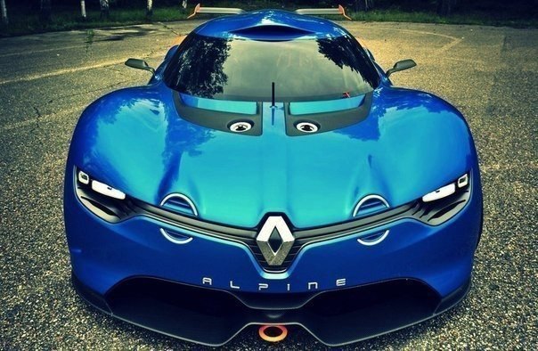 Renault Alpine.   .