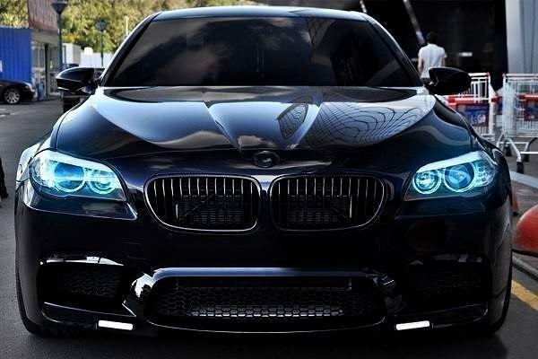 BMW M5 F10