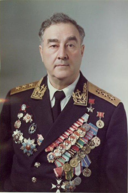 Владимир Николаевич Алексеев, (8 сентября 1912 — 24 июля 1999, Москва) - советский военачальник, ...