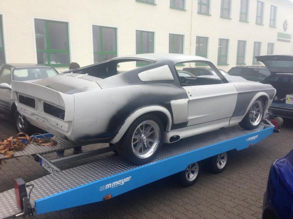  . . 1967 Mustang 