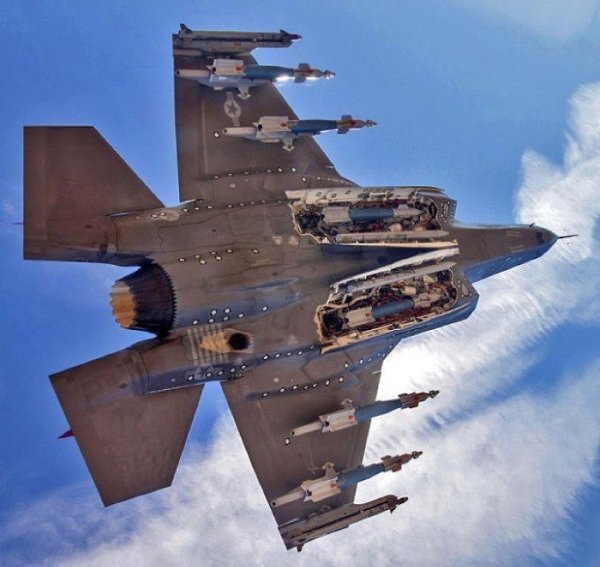 F-35     .