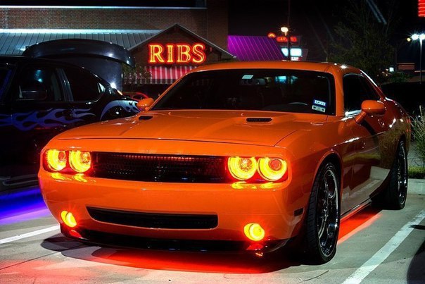 Dodge Challenger