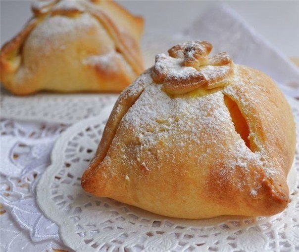 Яблоки в творожном тесте - сказочно вкусно! Ингредиенты: - 6 яблок среднего размера - 200 гр ...