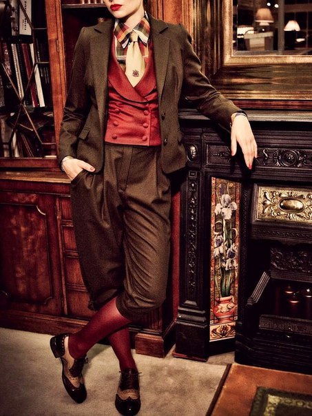 -   1940-: Lena Hoschek AW 2010 - 2