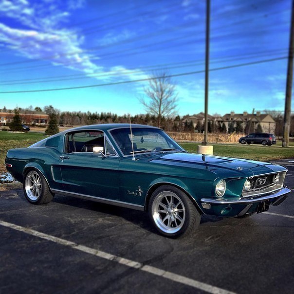 1968 Ford Mustang Fastback - 3