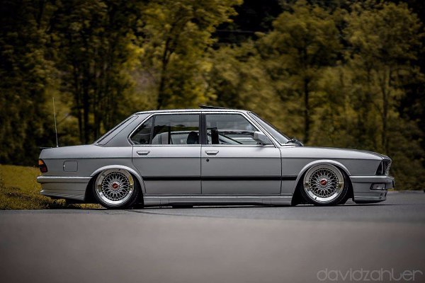 BMW e28