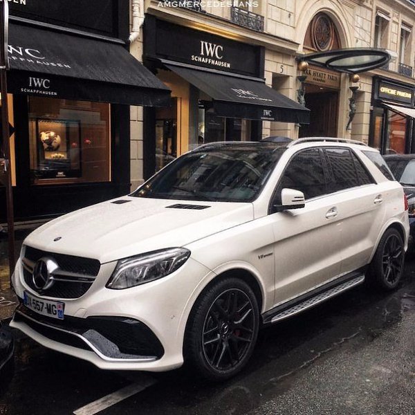 Mercedes-Benz - 25  2016  07:57