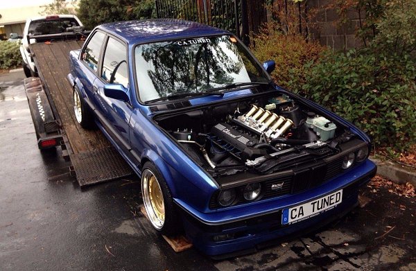 BMW e30