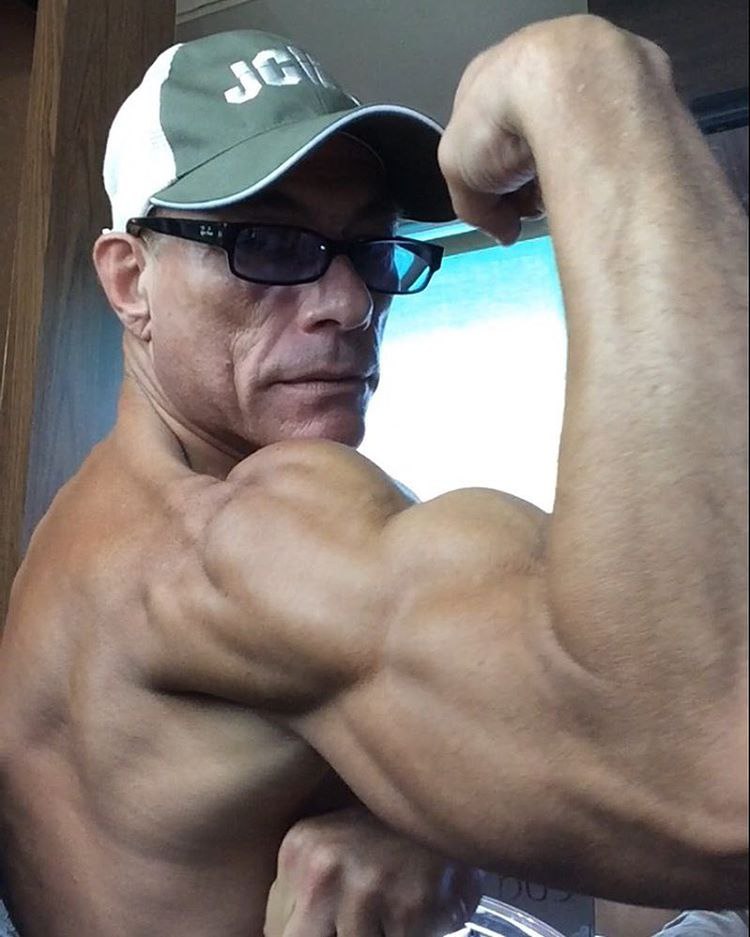 Jean-Claude Van Damme   !