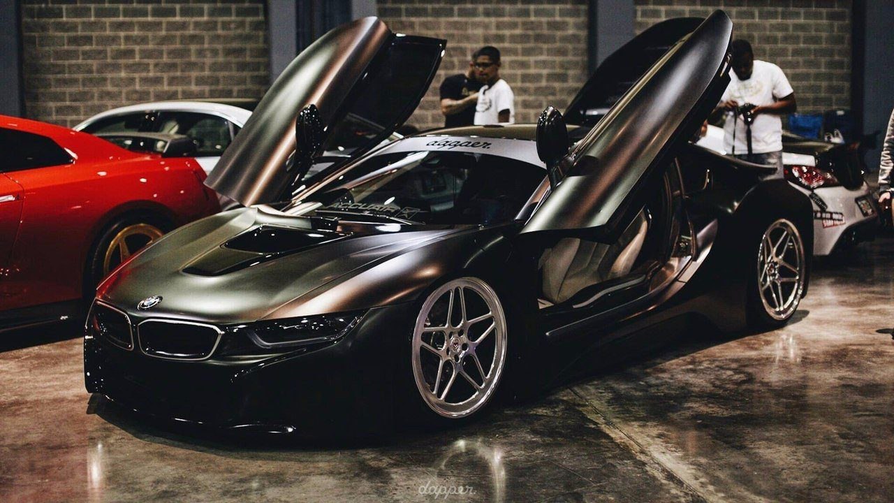 BMW i8