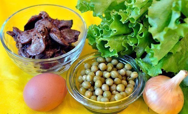 Салат из куриной печени. Куриная печень - вкусный и полезный продукт. Но внешний вид ее, мягко ... - 2