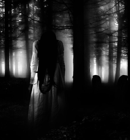 Марина Цветаева.Я тебя отвоюю у всех земель, у всех небес,Оттого что лес - моя колыбель, и могила - ...